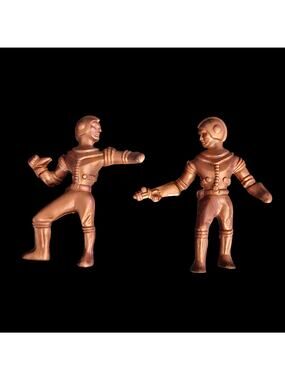 Vintage Space Astronaut Plastic Toy Figures Pair Retro Sci Fi Spacemen